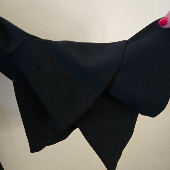 Nanette Lepore Black Round Neck Tiered Sleeve Full Zip Blazer Pockets Size 4 - Picture 3 of 6